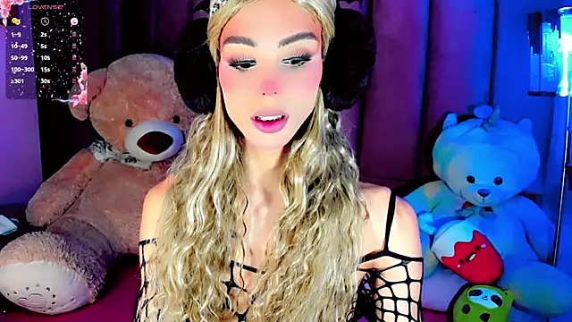 dollswit01 online show from 18, 1, 2026