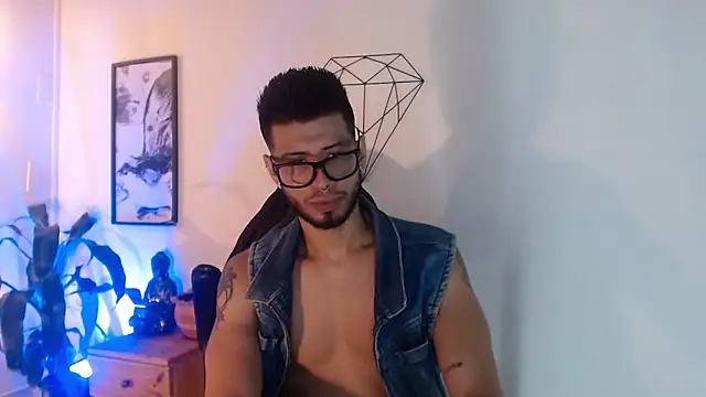 Colby brown03 online show from 13, 4, 2026