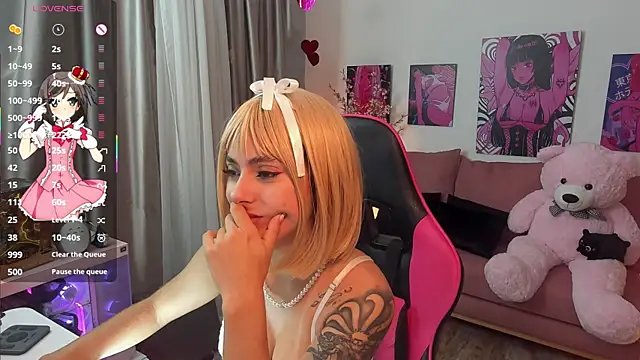 Snapshot of annieesweett chatting on 21, 4, 2026 annieesweett online show from 21, 4, 2026