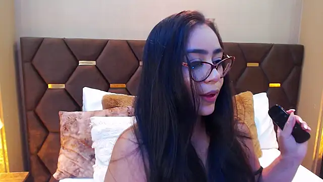 Snapshot of DevonPiers chatting on 16, 12, 2024 DevonPiers online show from 16, 12, 2024