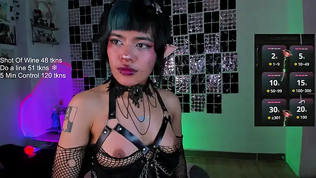 Snapshot of sweet_Samx chatting on 5, 10, 2025 sweet Samx online show from 5, 10, 2025