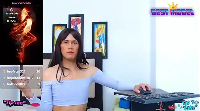 tifaniith online show from 28, 1, 2025