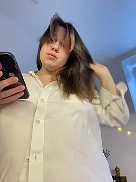 Snapshot of SuzieMurray chatting on 16, 1, 2026 SuzieMurray online show from 16, 1, 2026