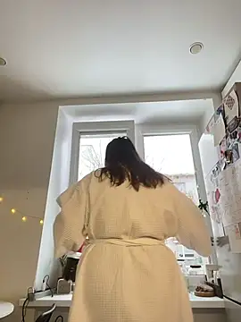 Snapshot of SuzieMurray chatting on 8, 2, 2026 SuzieMurray online show from 8, 2, 2026