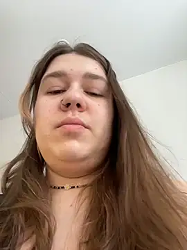 Snapshot of SuzieMurray chatting on 20, 2, 2026 SuzieMurray online show from 20, 2, 2026