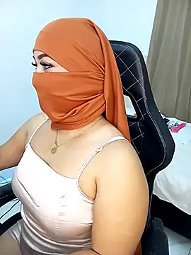 Kendra Kait online show from 2, 3, 2025