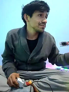 Snapshot of charlesss19 chatting on 24, 2, 2025 charlesss19 online show from 24, 2, 2025