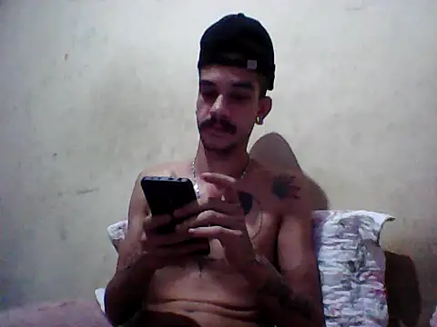 gatobranco001 online show from 11, 3, 2025