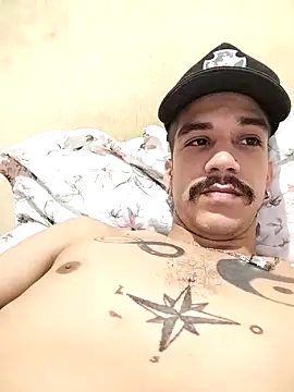 gatobranco001 online show from 15, 3, 2025