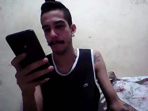 gatobranco001 online show from 18, 3, 2025
