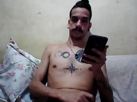 gatobranco001 online show from 19, 3, 2025
