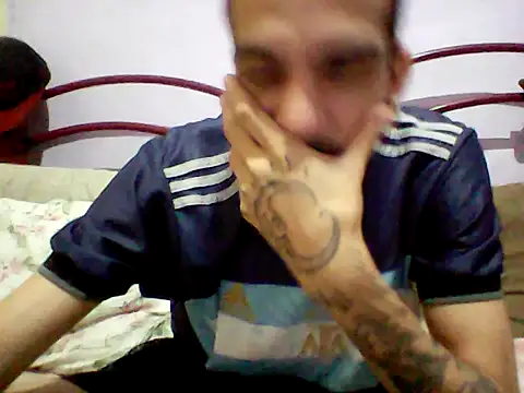 gatobranco001 online show from 22, 3, 2025