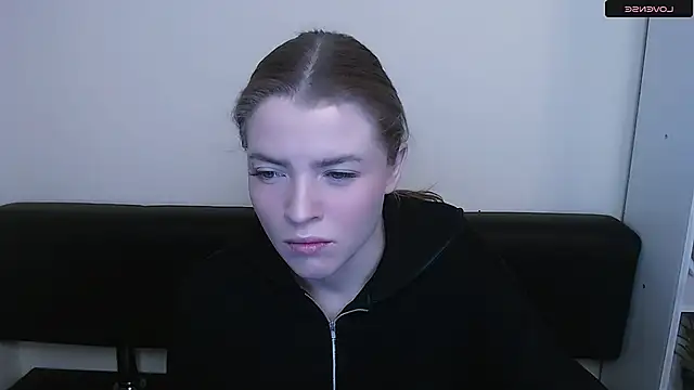 Snapshot of MissOliviaa_ chatting on 3, 1, 2025 MissOliviaa  online show from 3, 1, 2025