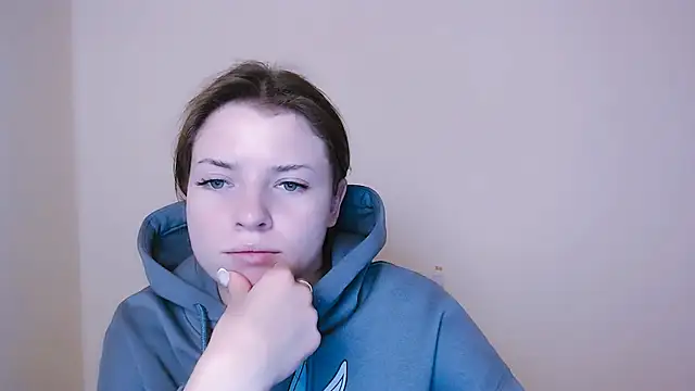 Snapshot of MissOliviaa_ chatting on 11, 1, 2025 MissOliviaa  online show from 11, 1, 2025