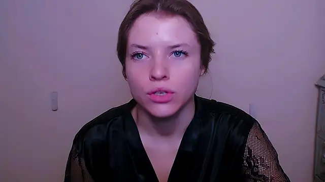 Snapshot of MissOliviaa_ chatting on 15, 2, 2025 MissOliviaa  online show from 15, 2, 2025