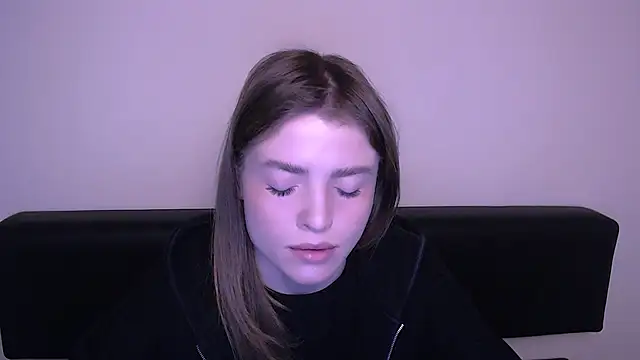 Snapshot of MissOliviaa_ chatting on 19, 2, 2025 MissOliviaa  online show from 19, 2, 2025