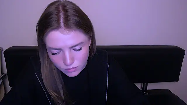 Snapshot of MissOliviaa_ chatting on 20, 2, 2025 MissOliviaa  online show from 20, 2, 2025