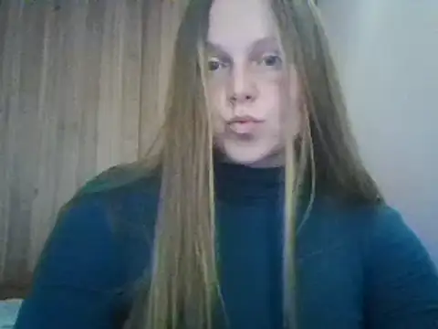 Evasapples online show from 2, 3, 2025