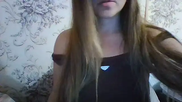 Snapshot of Evasapples chatting on 28, 6, 2026 Evasapples online show from 28, 6, 2026
