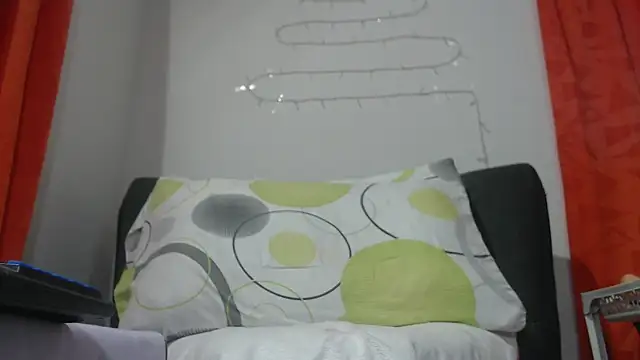 Lizz xxxx online show from 24, 2, 2026