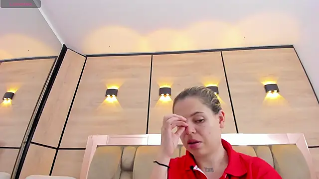 Snapshot of dorothy_vegga chatting on 4, 2, 2026 dorothy vegga online show from 4, 2, 2026