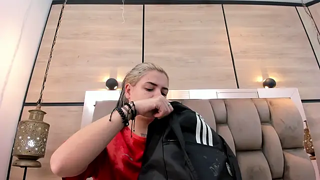 dorothy vegga online show from 27, 3, 2026