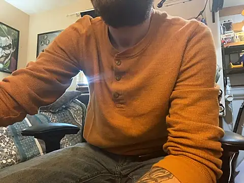 slutty guy12 online show from 3, 2, 2025