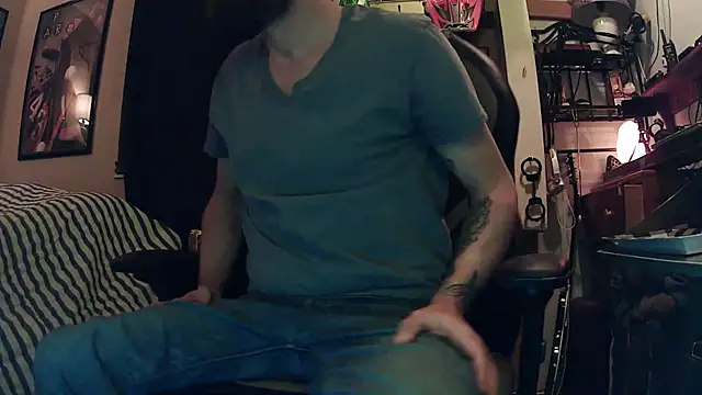 slutty guy12 online show from 16, 2, 2025