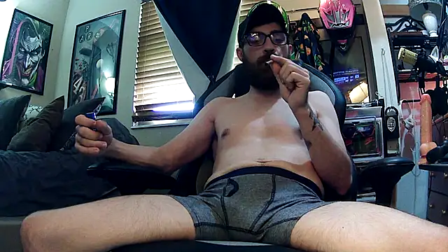 slutty guy12 online show from 12, 3, 2025