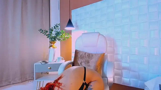 keendaall online show from 4, 2, 2025