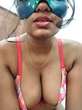 Snapshot of Zaraangle chatting on 17, 5, 2026 Zaraangle online show from 17, 5, 2026
