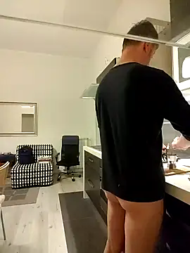 Snapshot of Coolandgang chatting on 8, 1, 2025 Coolandgang online show from 8, 1, 2025