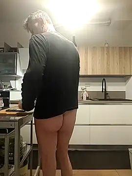 Snapshot of Coolandgang chatting on 28, 1, 2025 Coolandgang online show from 28, 1, 2025