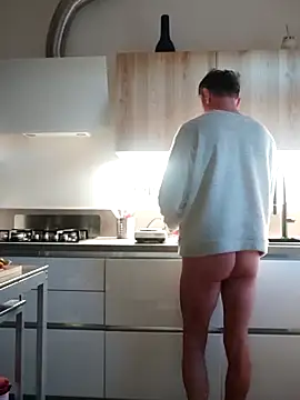 Snapshot of Coolandgang chatting on 1, 2, 2026 Coolandgang online show from 1, 2, 2026