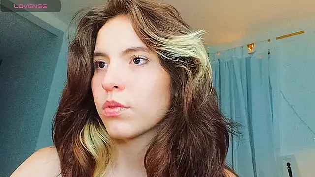 cherrybom969 online show from 18, 2, 2025