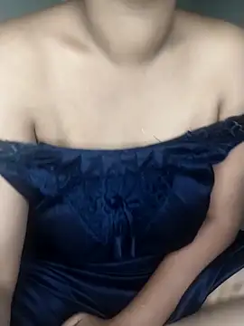 Sexy-Shalinii online show from 6, 3, 2025