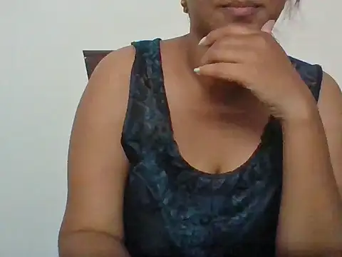 Snapshot of Sexy-Shalinii chatting on 19, 4, 2026 Sexy-Shalinii online show from 19, 4, 2026