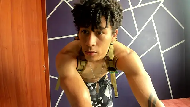 Snapshot of Pendragon1224 chatting on 29, 12, 2024 Pendragon1224 online show from 29, 12, 2024