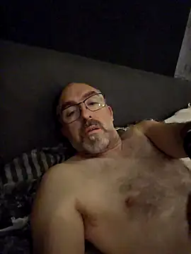 Snapshot of Crosss-23cm chatting on 20, 10, 2025 Crosss-23cm online show from 20, 10, 2025