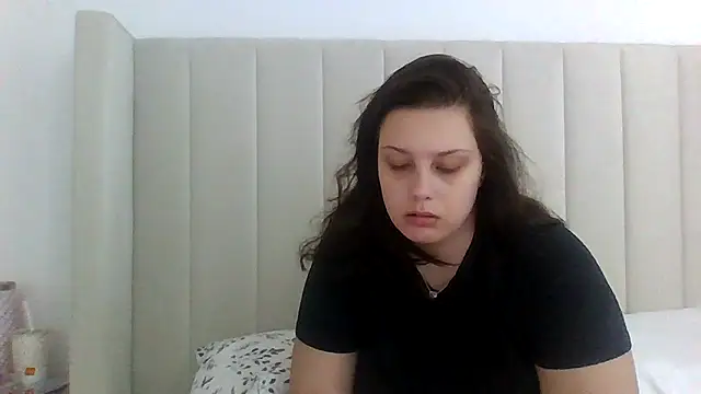 Snapshot of Krystal_Tx chatting on 5, 8, 2026 Krystal Tx online show from 5, 8, 2026