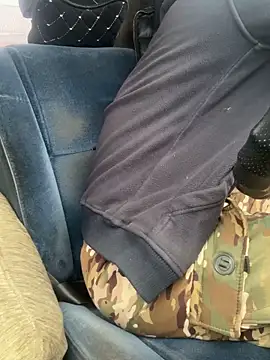 Snapshot of AlexGWoW chatting on 16, 12, 2025 AlexGWoW online show from 16, 12, 2025