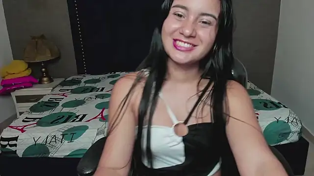 Snapshot of MaiteFlores chatting on 25, 2, 2026 MaiteFlores online show from 25, 2, 2026