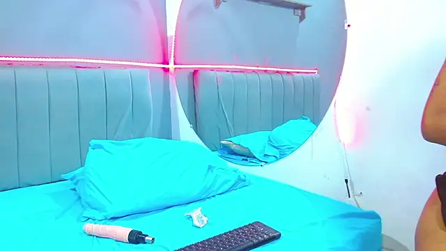 minimi naty online show from 19, 12, 2024