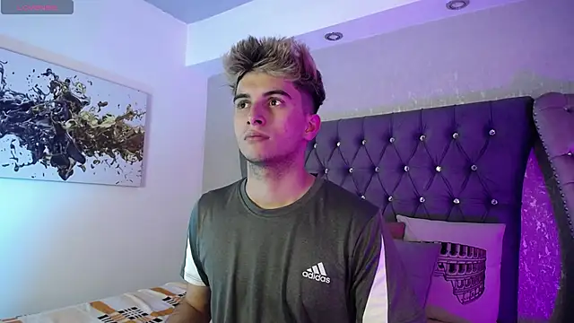 Snapshot of MrWilliseo chatting on 11, 9, 2025 MrWilliseo online show from 11, 9, 2025