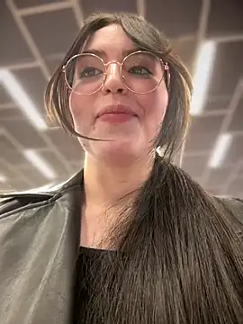 meow girl online show from 27, 2, 2025