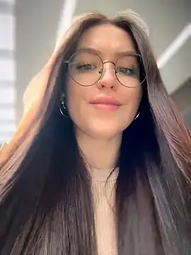 Snapshot of meow_girl chatting on 18, 4, 2026 meow girl online show from 18, 4, 2026