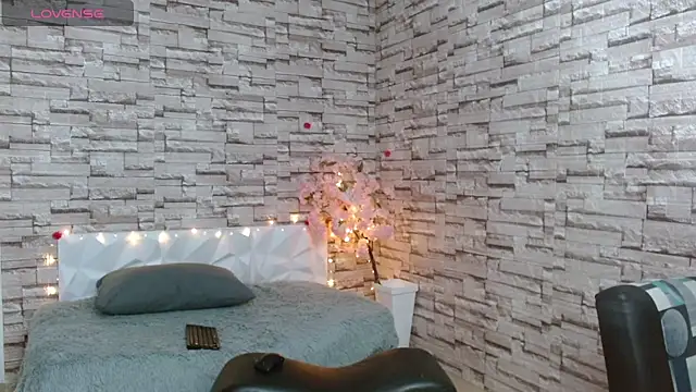 Snapshot of Vanse_lust chatting on 11, 3, 2025 Vanse lust online show from 11, 3, 2025