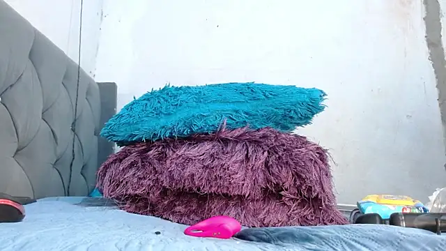 imtiffany w online show from 21, 2, 2025