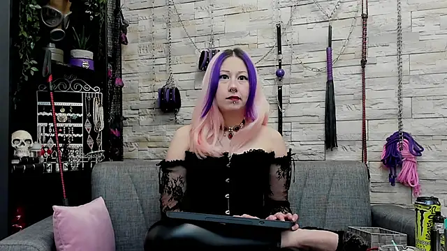 CruelMistress online show from 19, 11, 2025