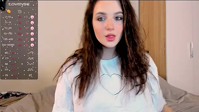 Snapshot of __Latisha__ chatting on 16, 12, 2024   Latisha   online show from 16, 12, 2024